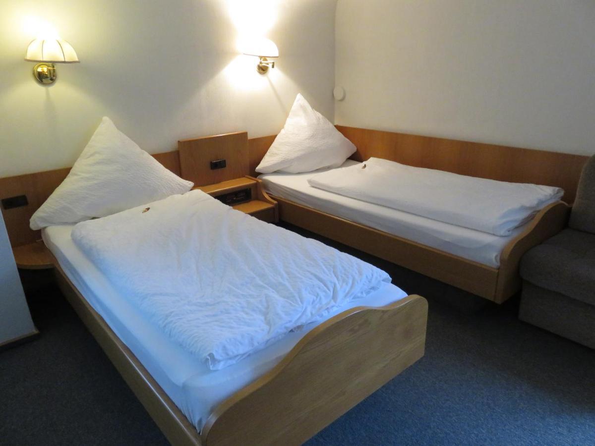 Gaestehaus Krone Oberndorf am Neckar Екстериор снимка